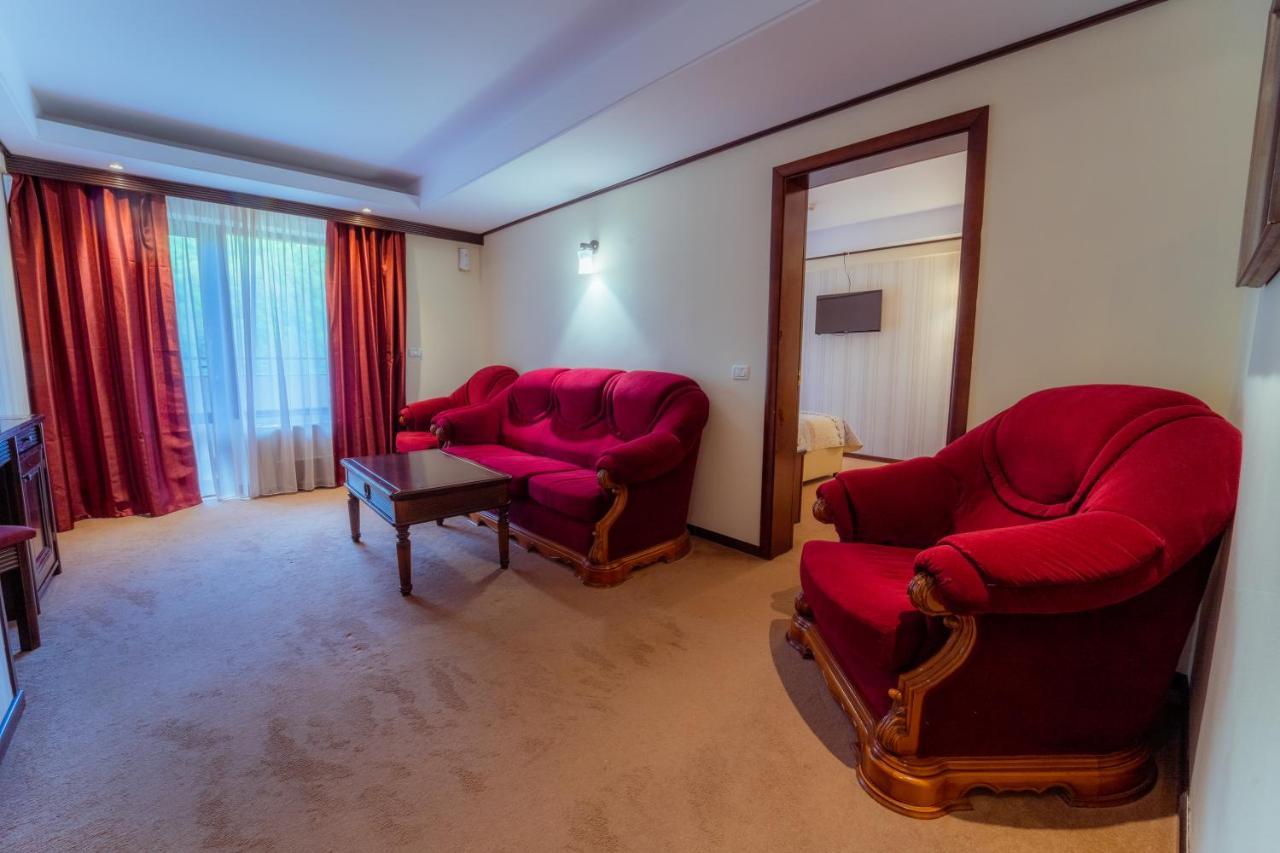 Hotel Perla Slănic-Moldova Eksteriør billede