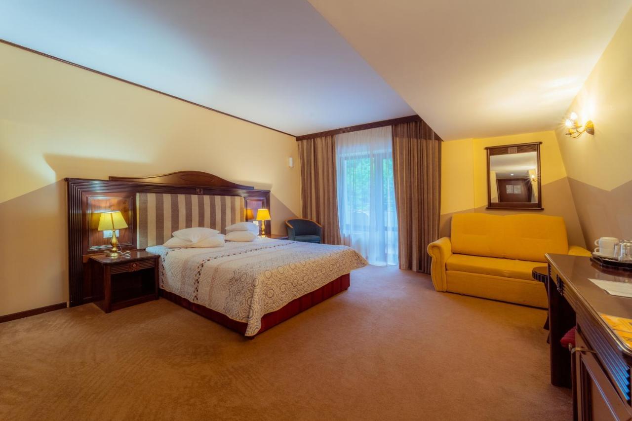 Hotel Perla Slănic-Moldova Eksteriør billede